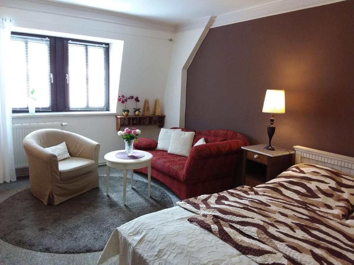 City-Ferienwohnungen-Dresden - Zentral Gelegen Im Haus Louisenstrasse 11 - Dresden-Neustadt Екстер'єр фото