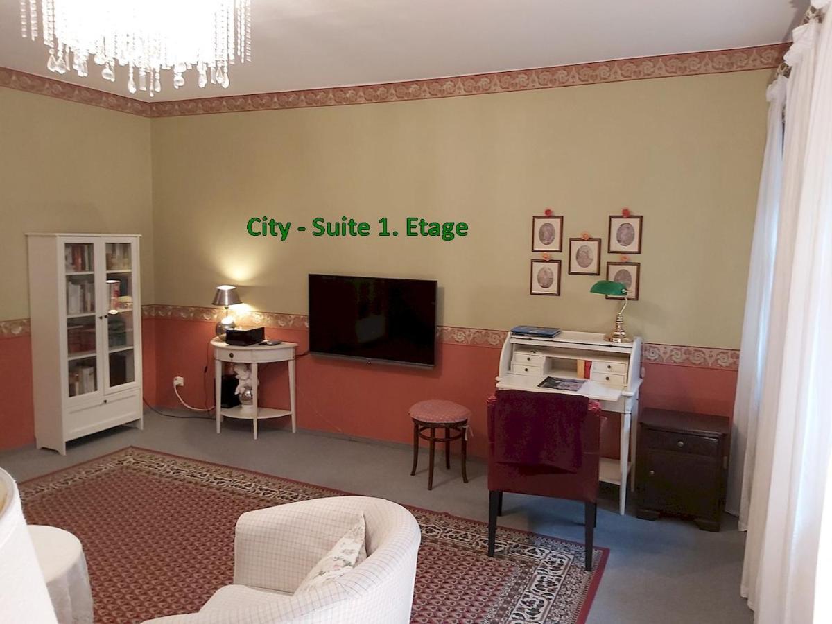 City-Ferienwohnungen-Dresden - Zentral Gelegen Im Haus Louisenstrasse 11 - Dresden-Neustadt Екстер'єр фото