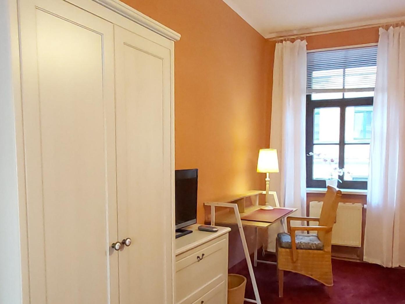 City-Ferienwohnungen-Dresden - Zentral Gelegen Im Haus Louisenstrasse 11 - Dresden-Neustadt Екстер'єр фото