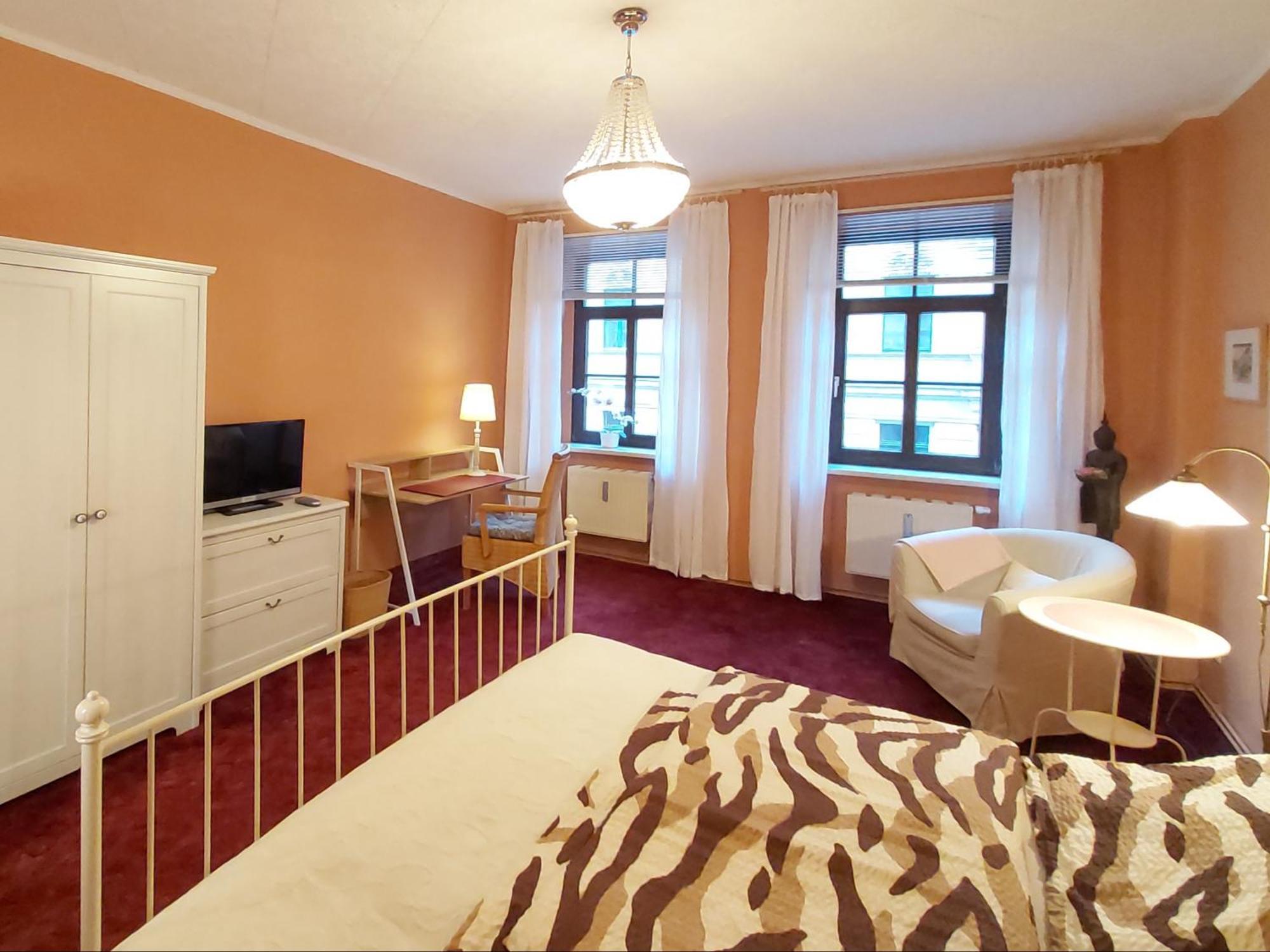 City-Ferienwohnungen-Dresden - Zentral Gelegen Im Haus Louisenstrasse 11 - Dresden-Neustadt Екстер'єр фото